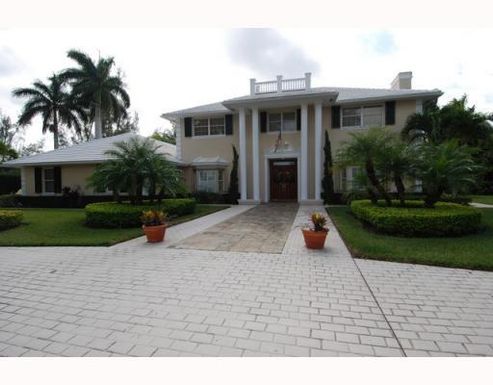 8802 Estate, Royal Palm Beach, FL 33411