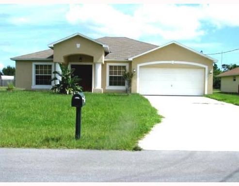 5867 Leghorn, Port Saint Lucie, FL 34986