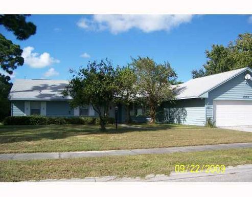 1504 Pine Hollow, Fort Pierce, FL 34982