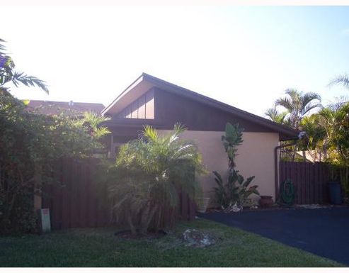 1950 24th, Boynton Beach, FL 33426