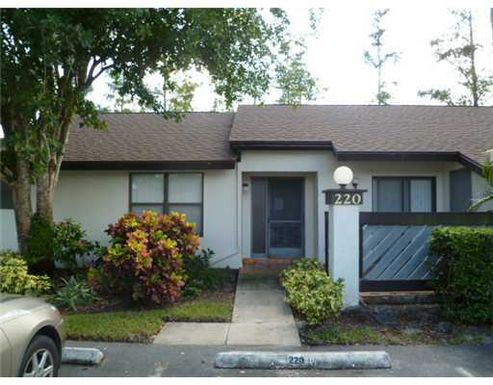 220 THORN APPLE, Royal Palm Beach, FL 33411
