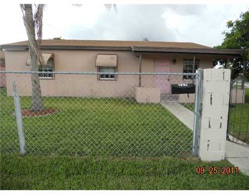 227 16th, West Palm Beach, FL 33404