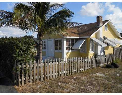 744 Talladega, West Palm Beach, FL 33405