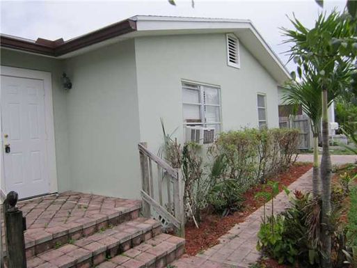 1507 19th, Lake Worth, FL 33460