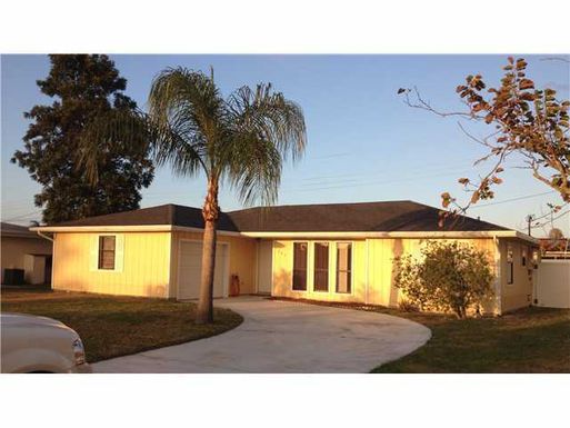 305 Holly, Port Saint Lucie, FL 34952