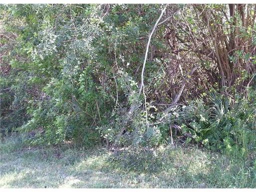 466 Dailey, Port Saint Lucie, FL 34953