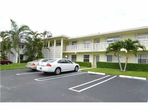 1121 Cactus, Delray Beach, FL 33445