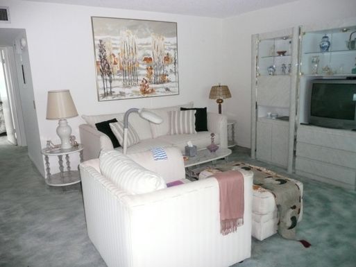 1004 Normandy U, Delray Beach, FL 33484