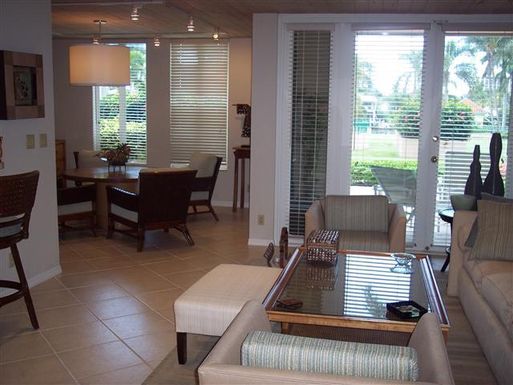 140 5th, Boca Raton, FL 33432