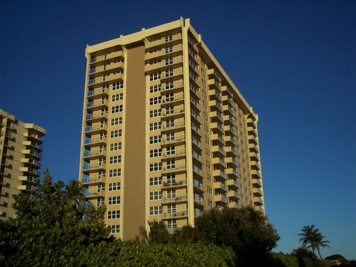 5440 Ocean, Riviera Beach, FL 33404