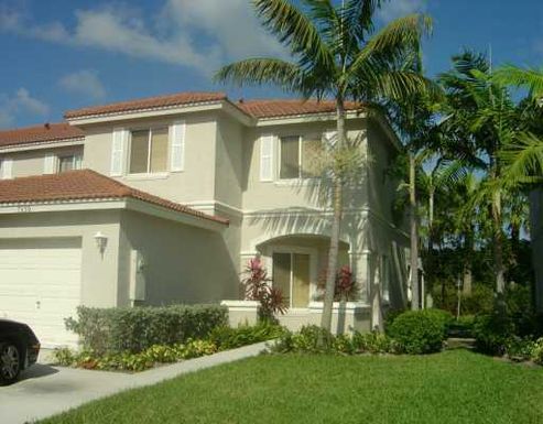 7050 Hawks Nest, Riviera Beach, FL 33407