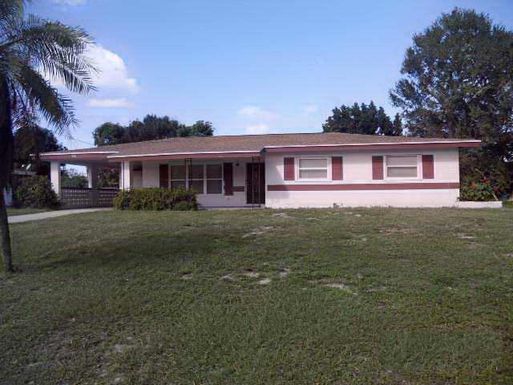 1906 Royal Palm, Fort Pierce, FL 34982