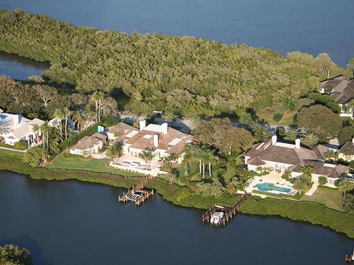 741 Manatee, Vero Beach, FL 32963