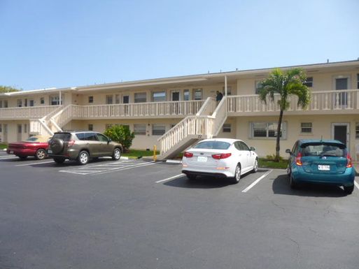 2213 1st, Boynton Beach, FL 33435