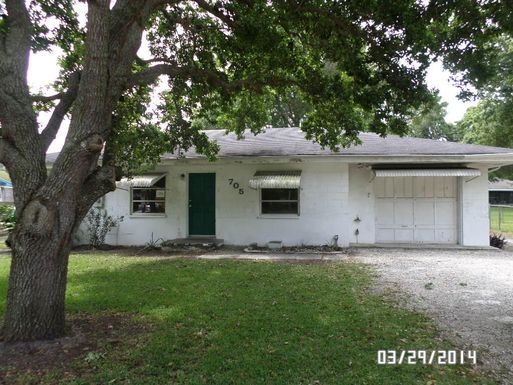 633 Kearney, Fort Pierce, FL 34982