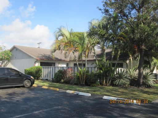 8117 Ambach, Hypoluxo, FL 33462