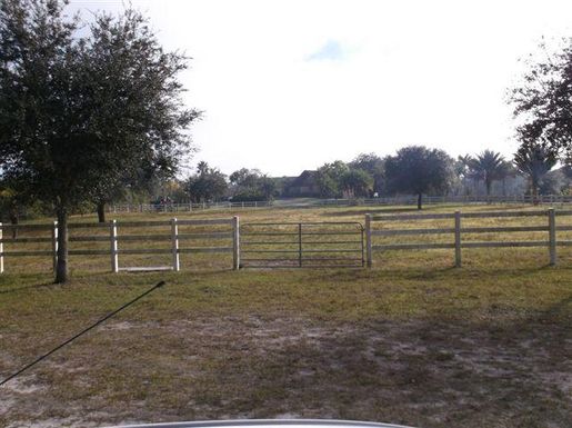 10075 Green Ridge, Palm City, FL 34990