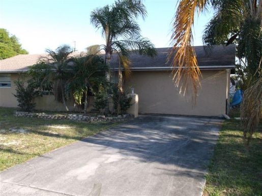 2184 Washington, Stuart, FL 34997