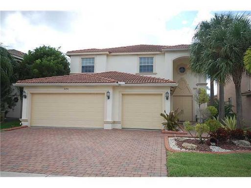 8290 Genova, Lake Worth, FL 33467