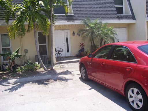606 1st, Boynton Beach, FL 33435