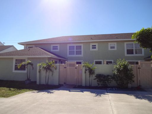 13940 Folkstone, Wellington, FL 33414