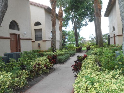 5243 Europa, Boynton Beach, FL 33437