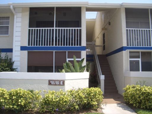 1508 Royal Green, Port Saint Lucie, FL 34952