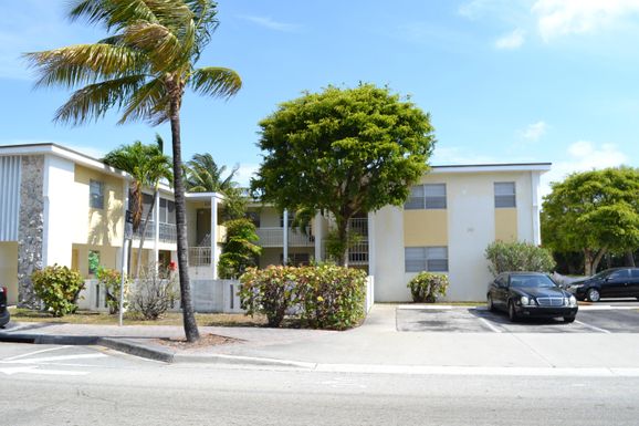 202 Lucerne, Lake Worth Beach, FL 33460