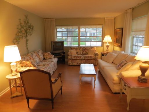 10142 40th, Boynton Beach, FL 33436