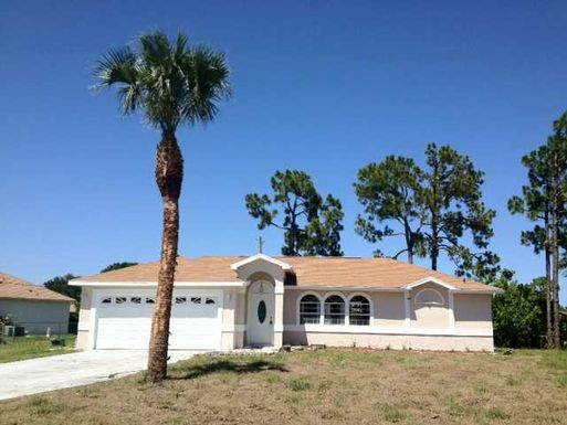 101 Carmelite, Port Saint Lucie, FL 34953