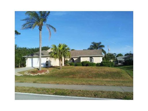 225 Periwinkle, Sebastian, FL 32958