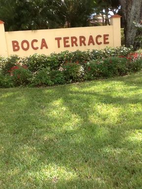 812 9th Street, Boca Raton, FL 33486