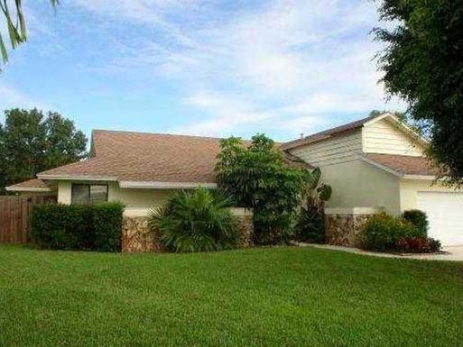 21467 Chipmunk, Boca Raton, FL 33428