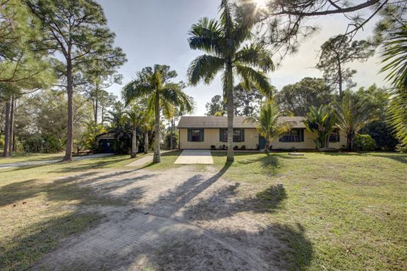 18564 Orange Grove, Loxahatchee, FL 33470