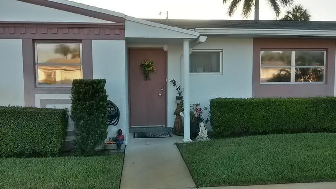 2567 Dudley, West Palm Beach, FL 33415