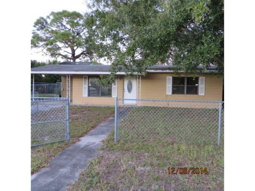 714 5th, Vero Beach, FL 32962