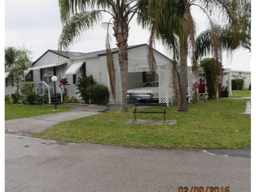 942 Fir, Barefoot Bay, FL 32976