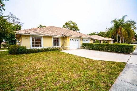 1594 Hawthorne, Wellington, FL 33414