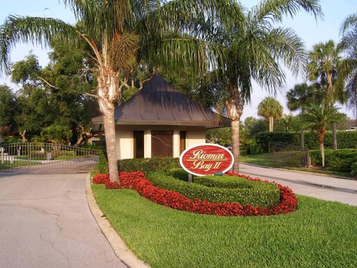 790 Lake, Vero Beach, FL 32963