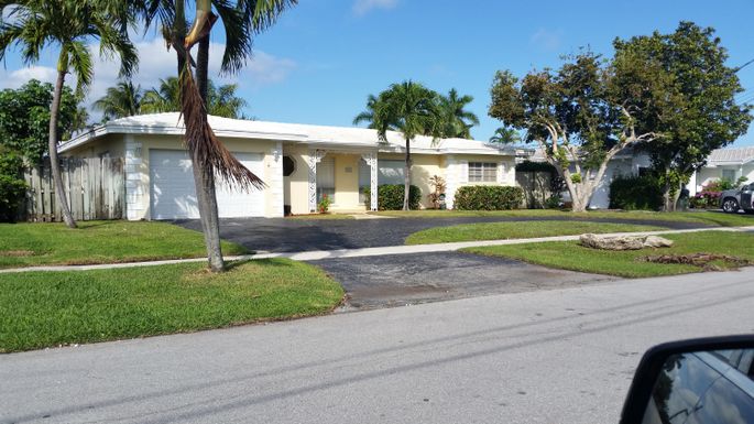 835 Appleby, Boca Raton, FL 33487