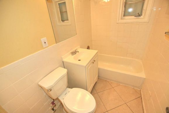 546 2nd, West Palm Beach, FL 33404