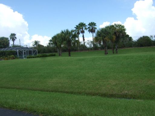 000 Winding, Fort Pierce, FL 34981