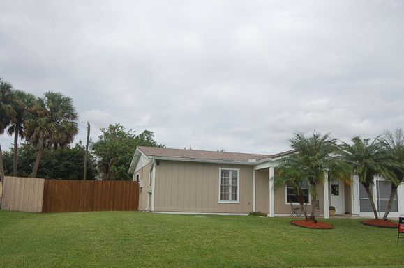 2568 Calender, Port Saint Lucie, FL 34953