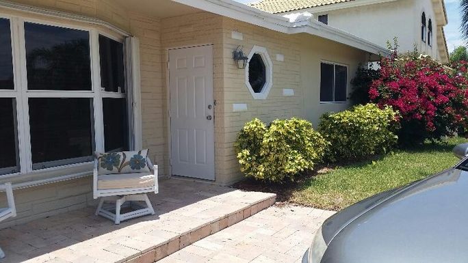 1423 14, Deerfield Beach, FL 33441