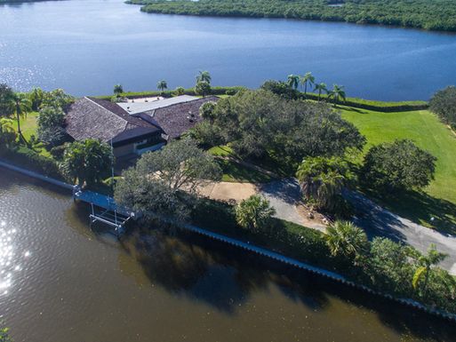 884 Indian, Vero Beach, FL 32963