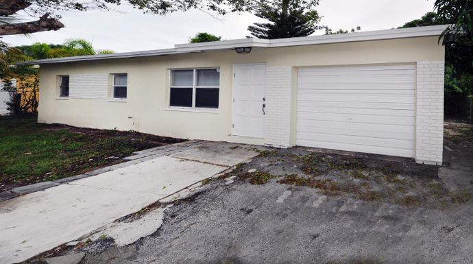 624 9th, Delray Beach, FL 33444