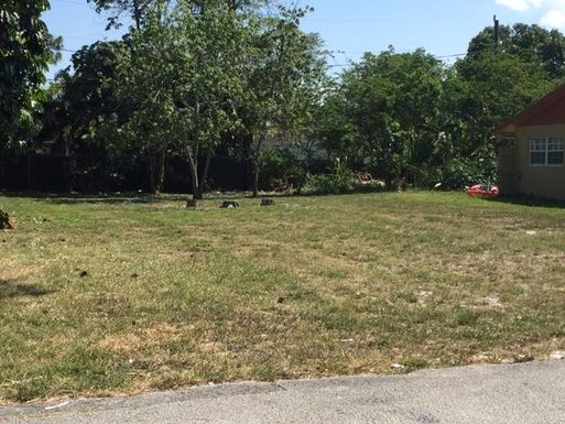 5830 Orange, West Palm Beach, FL 33413