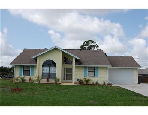 586 Penn Av, Port Saint Lucie, FL 34953