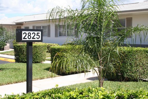 2825 Crosley, West Palm Beach, FL 33415