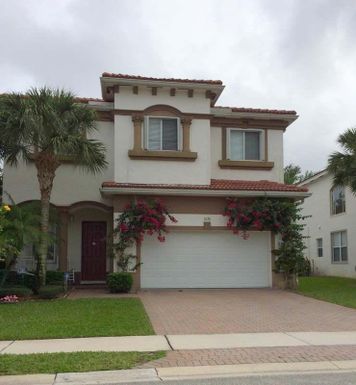 1070 Grove Park, Boynton Beach, FL 33436